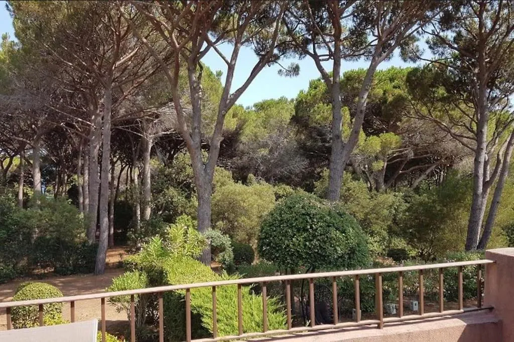 A 2 Min Des Plages Clim Parking Sainte-Maxime 0*,  Francie